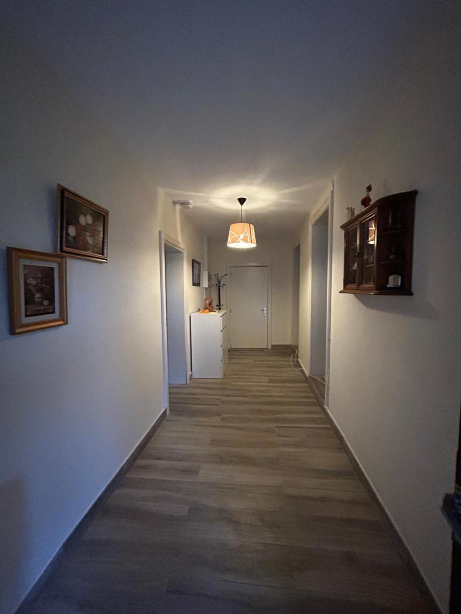 Bel Appartement en RDC proche Straatsburg Buitenkant foto