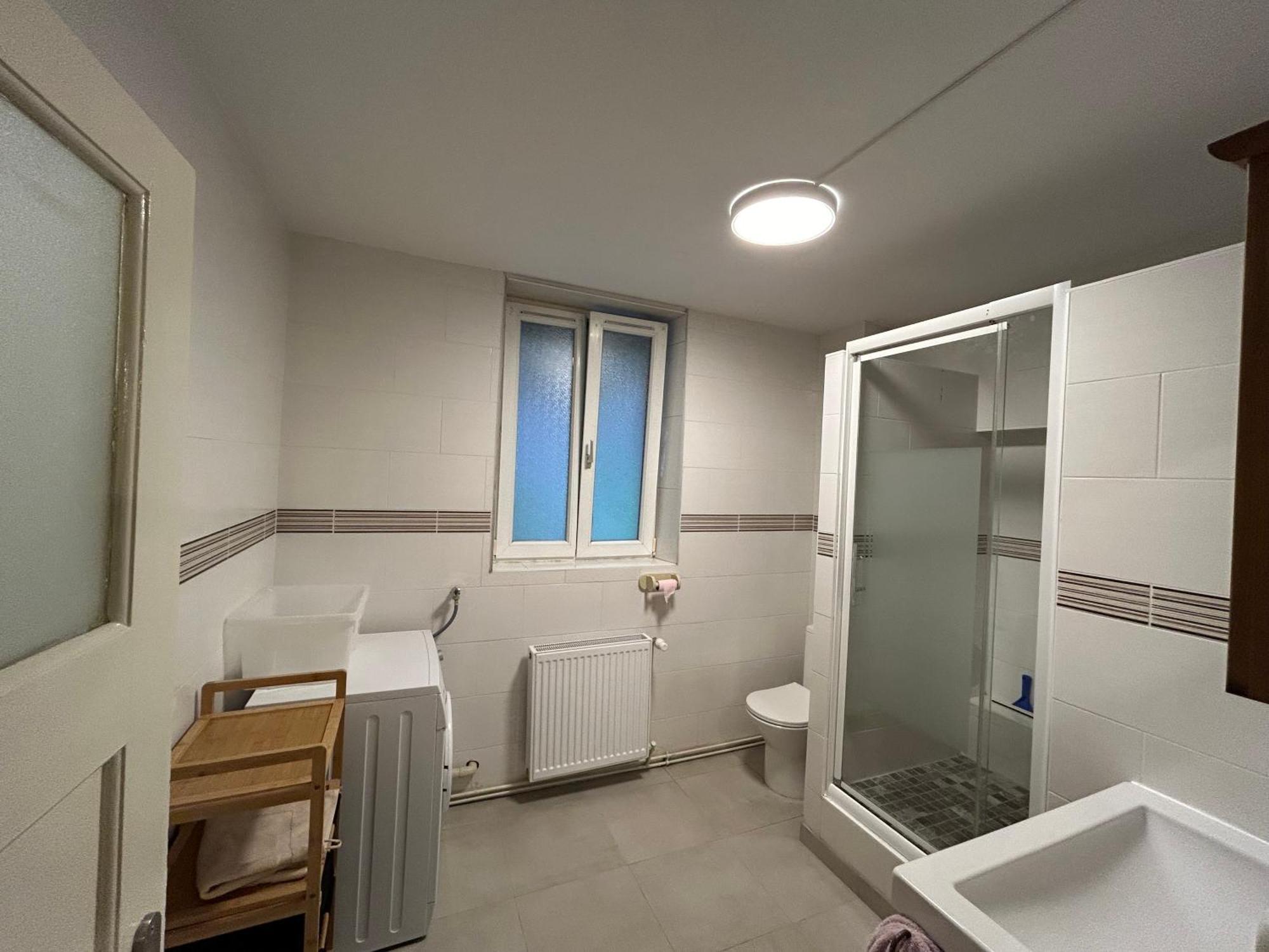 Bel Appartement en RDC proche Straatsburg Buitenkant foto